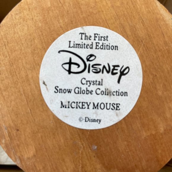 Vintage 1989 Mickey Mouse from Fantasia, Disney Crystal Snow Globe - Picture 9 of 10